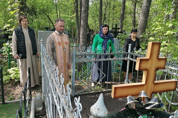 Протоиерей Александр Филиппов совершил заупокойную панихиду в день памяти Мирясовой Любови Игнатьевны