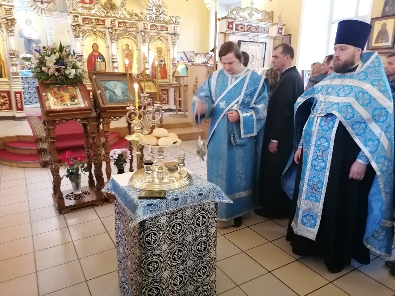 Всенощное бдение в канун Крестопоклонной Недели Великого поста и Благовещения