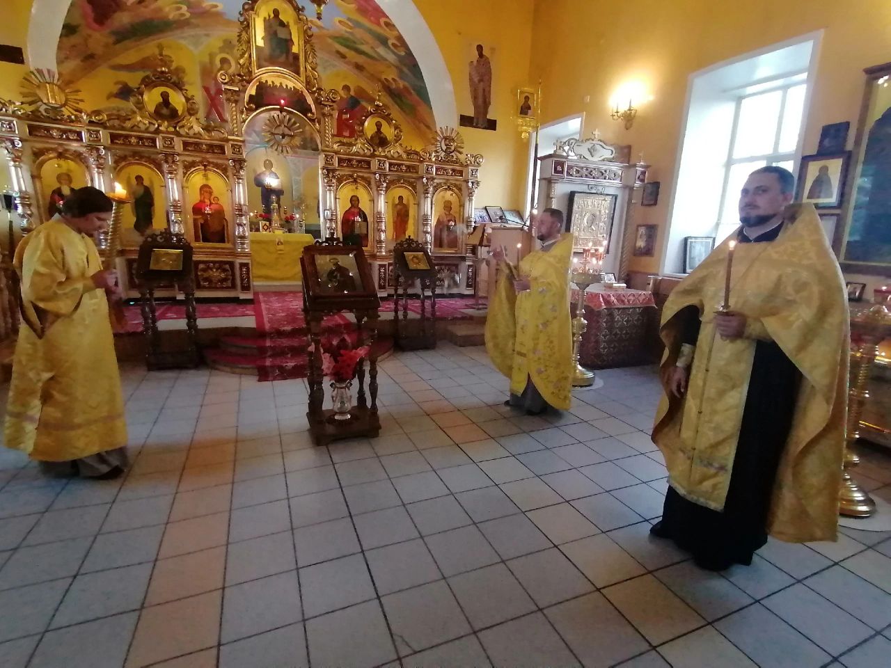 Всенощное бдение в канун праздника пророка Божия Илии  