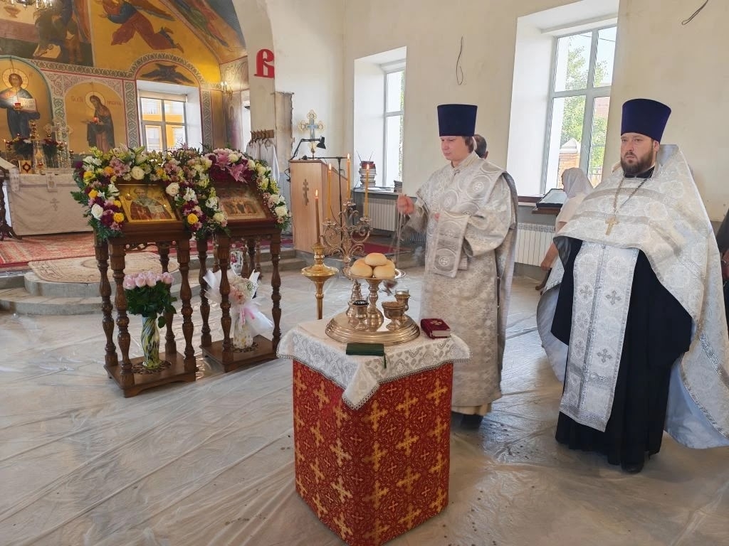 Всенощное бдение в канун престольного праздника нашего храма