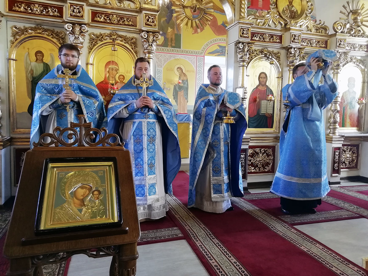 Праздник Покрова Богородицы