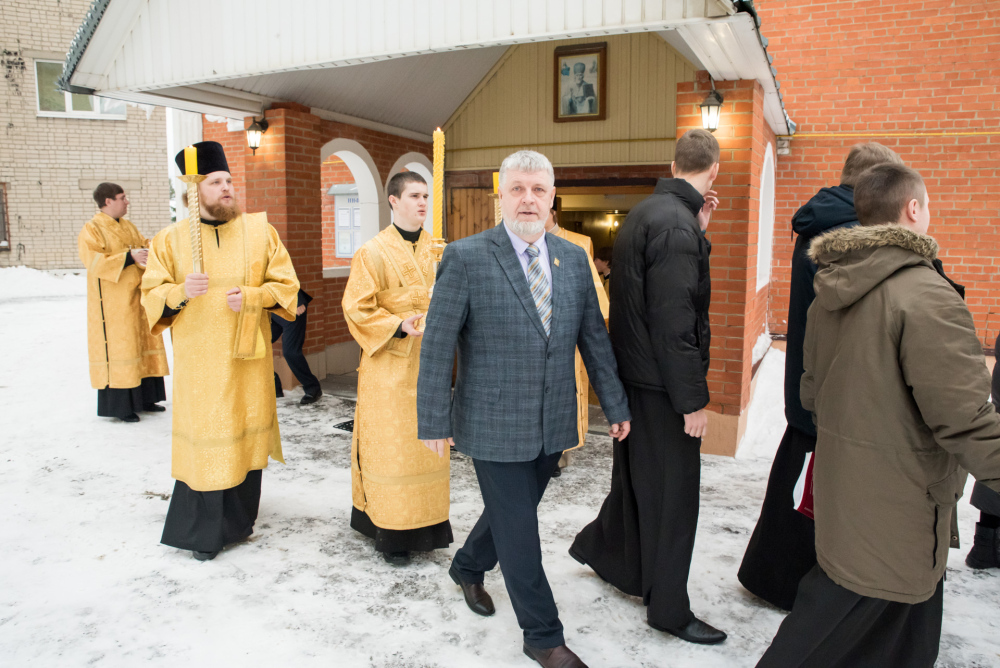В престольный праздник митрополит Серафим совершил литургию в нашем храме  