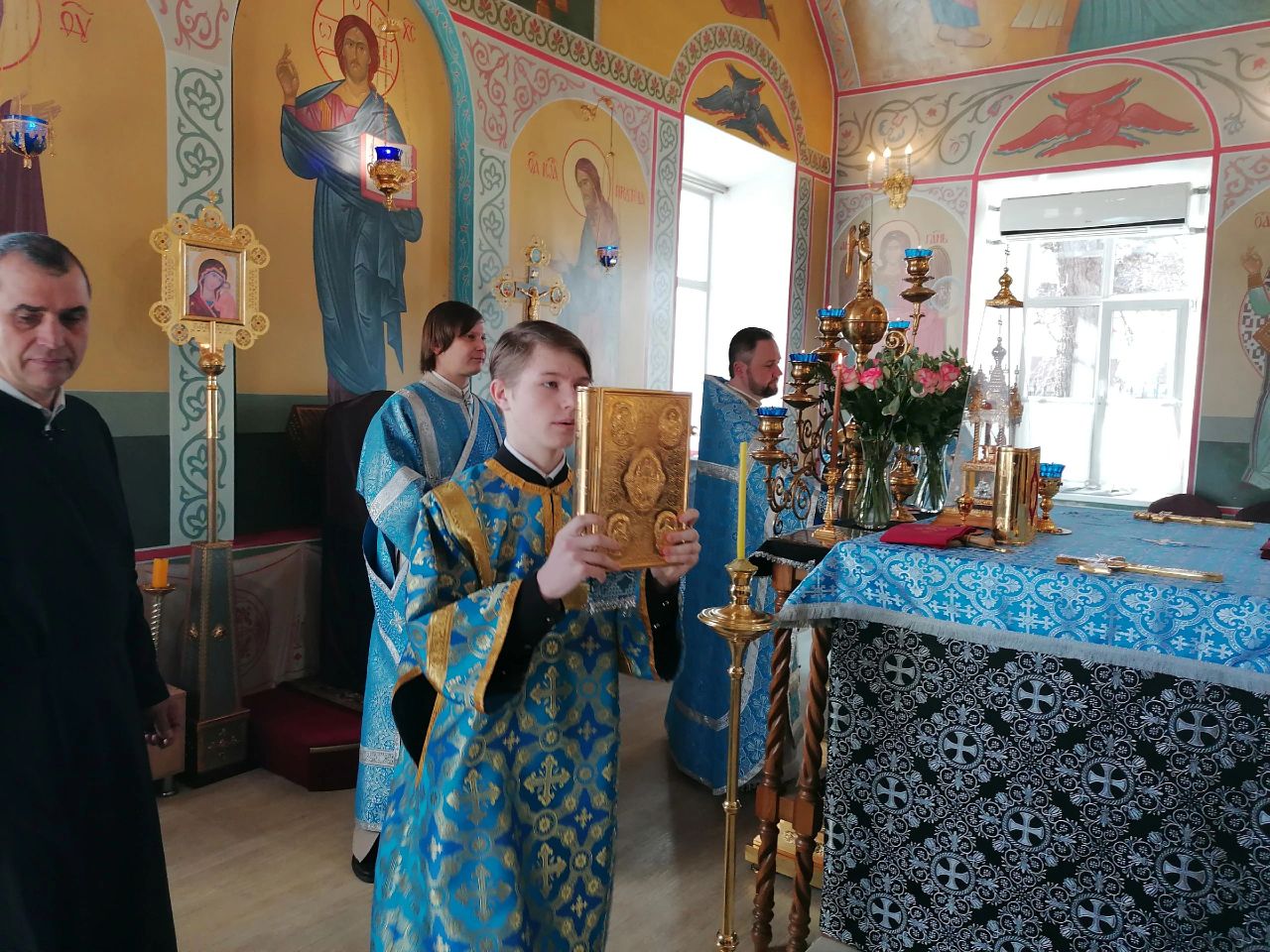 Празднование Благовещение Богородицы