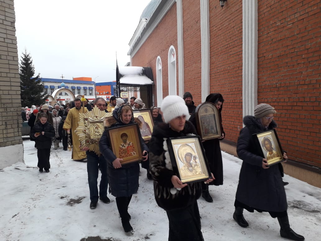 Престольный праздник нашего храма в честь святителя Николая, архиепископа Мир Ликийских, чудотворца
