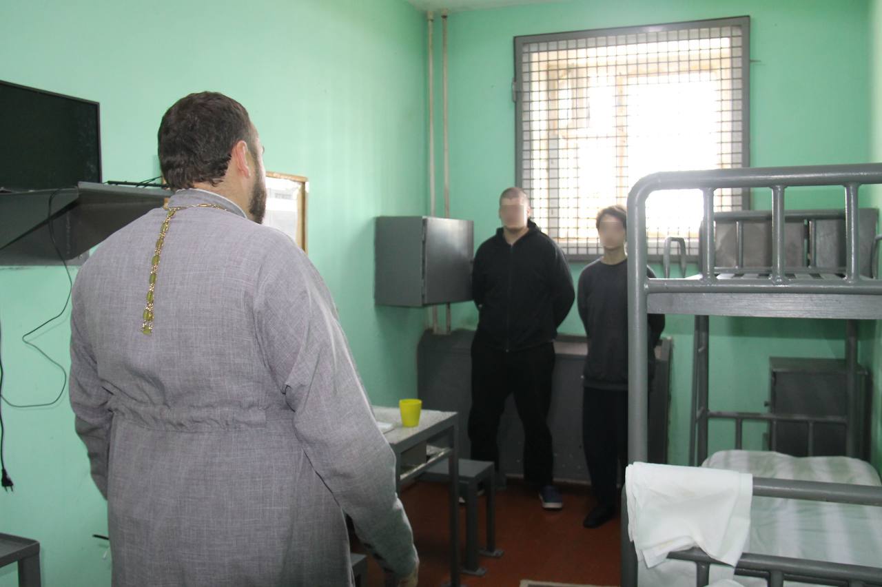  Протоиерей Антоний Шварев посетил несовершеннолетних в следственном изоляторе  