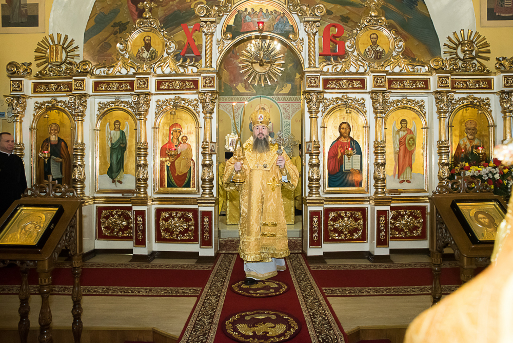 В престольный праздник митрополит Серафим совершил литургию в нашем храме