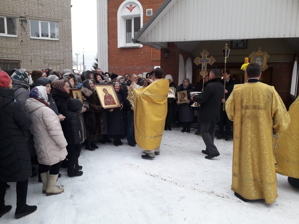 Престольный праздник нашего храма в честь святителя Николая, архиепископа Мир Ликийских, чудотворца