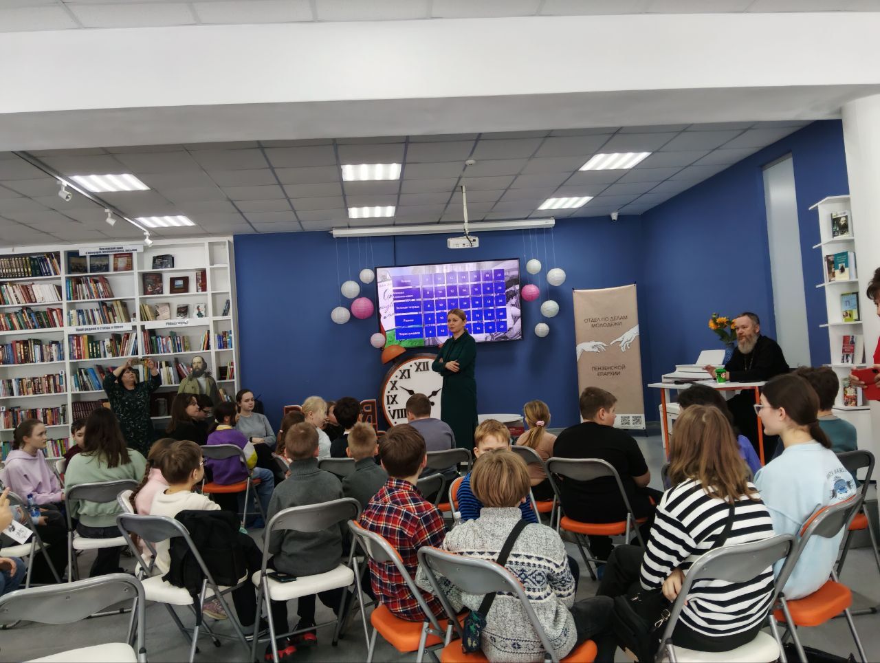 Воспитанники воскресной школы "Азбука веры" приняли участие в литературной викторине по книге Нины Дашевской "Скрипка неизвестного мастера"