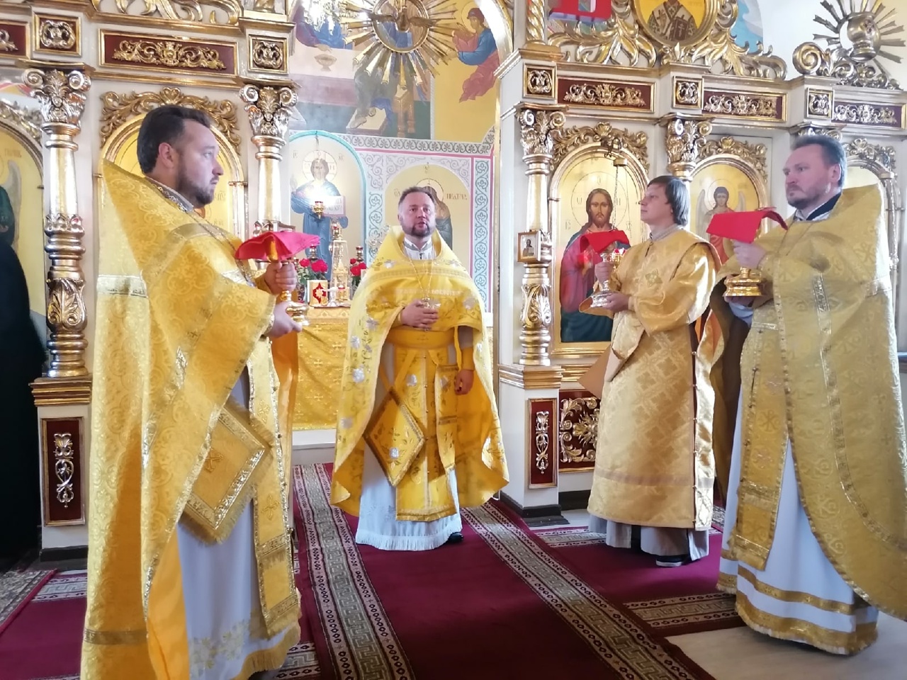 День памяти первоверховных апостолов Петра и Павла