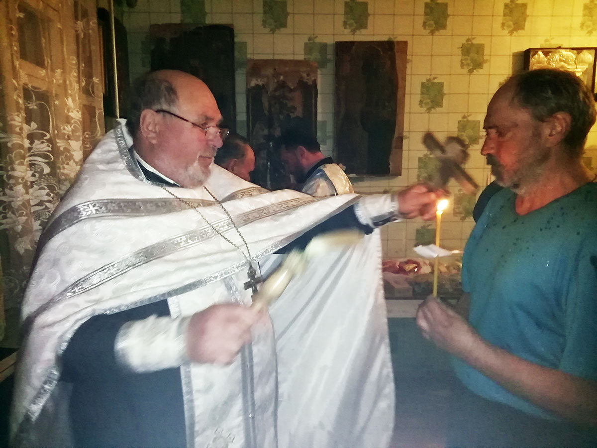 Иерей Александр Хохлов посетил Дом ночного пребывания
