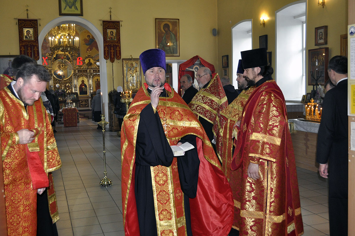 Всенощное бдение в канун дня памяти святителя Николая Чудотворца