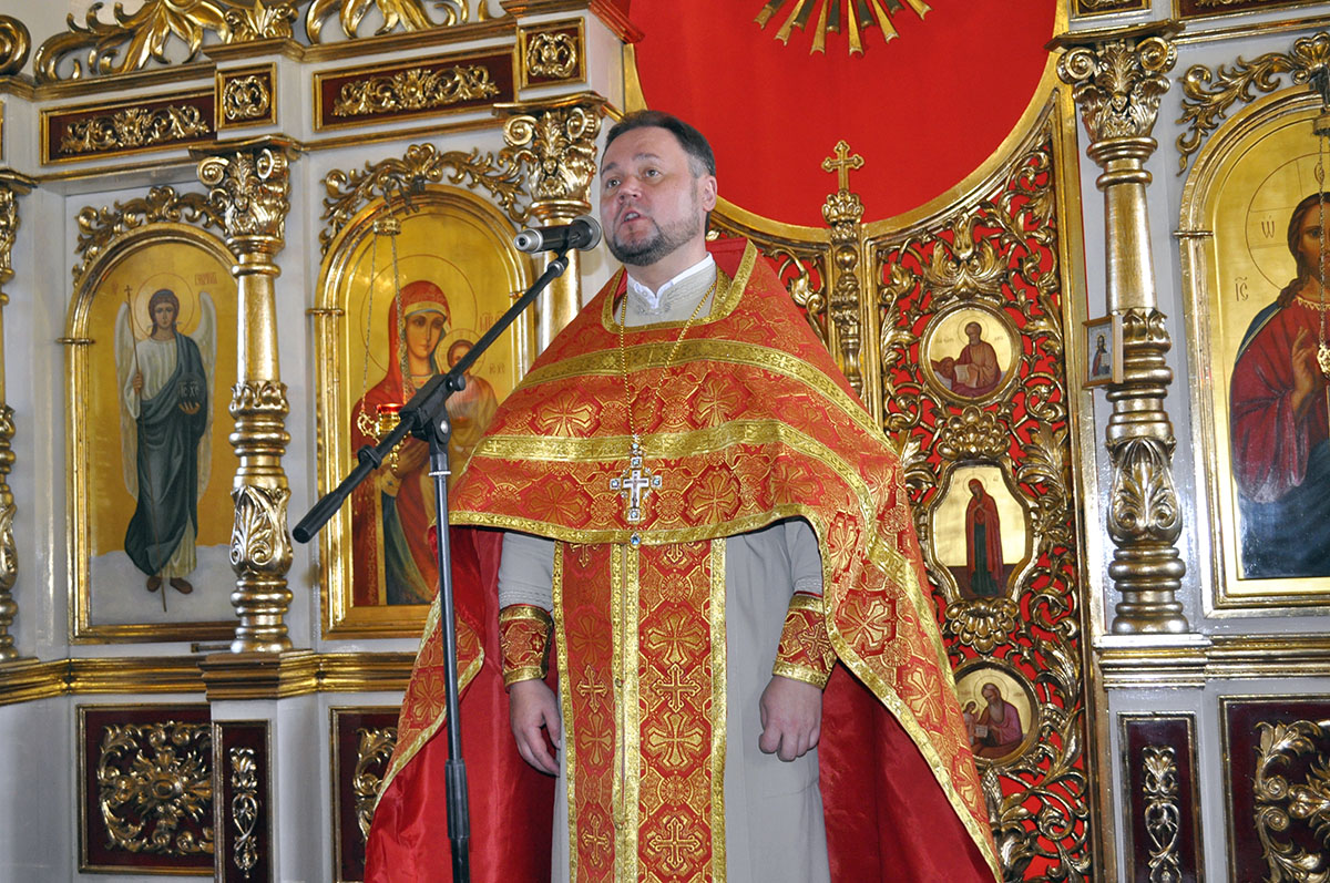 Праздник Воздвижения Животворящего Креста Господня