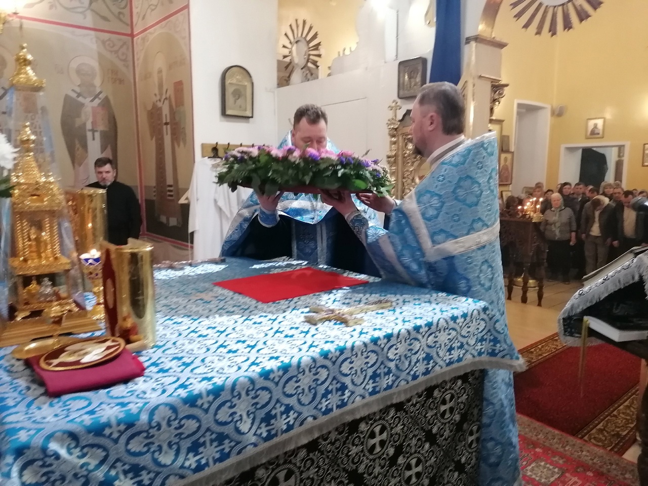 Всенощное бдение в канун Крестопоклонной Недели Великого поста и Благовещения