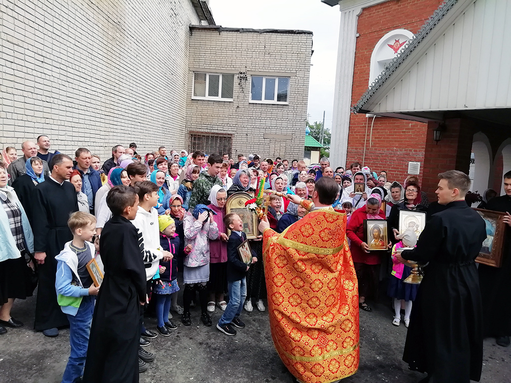 День рождения и День Ангела настоятеля храма протоиерея Александра Филиппова