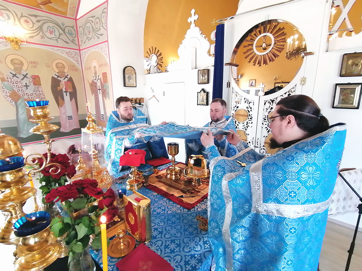  Празднование Благовещение Богородицы