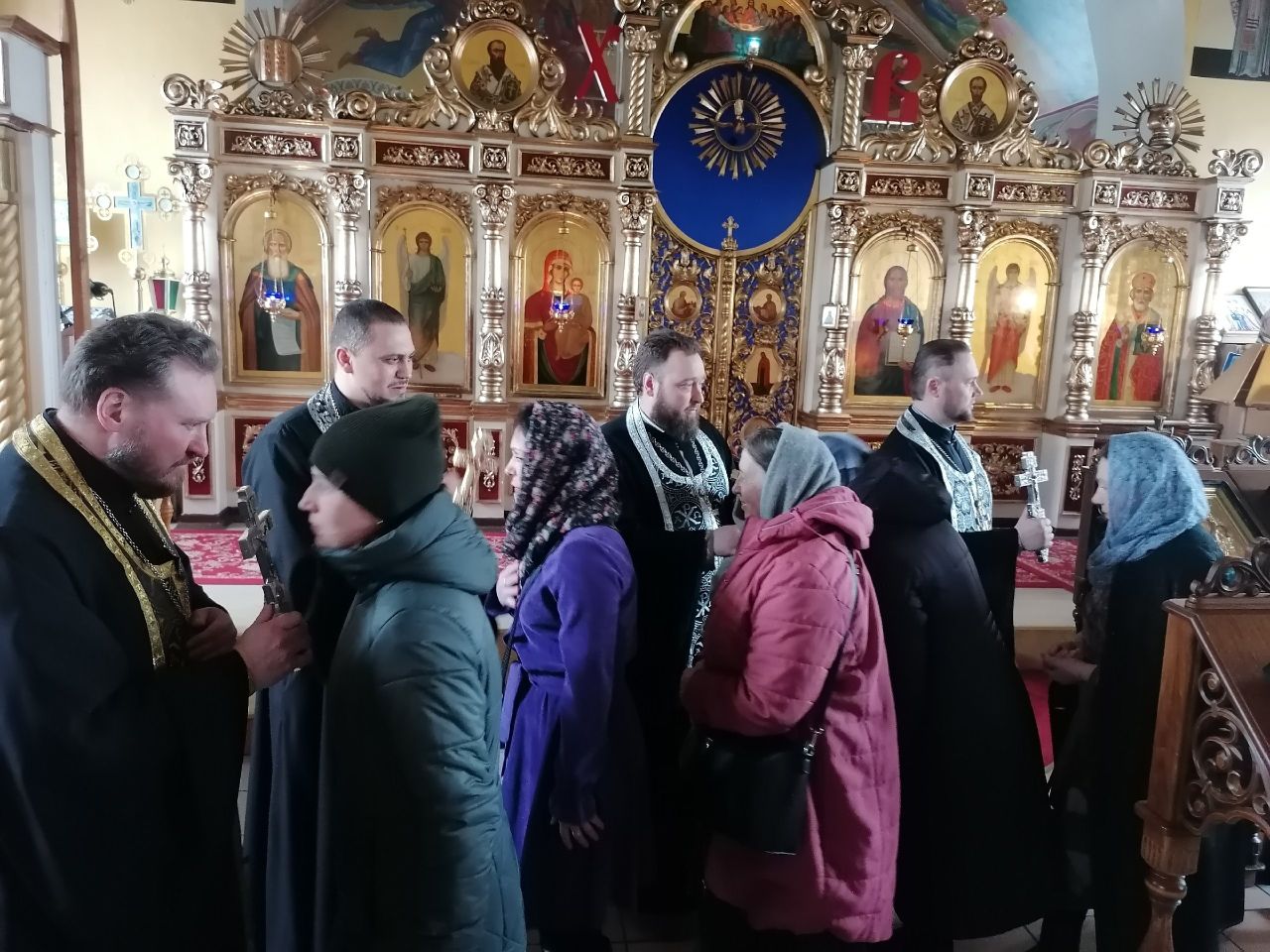 В Прощеное воскресенье протоиерей Александр Филиппов совершил вечерню с чином прощения
