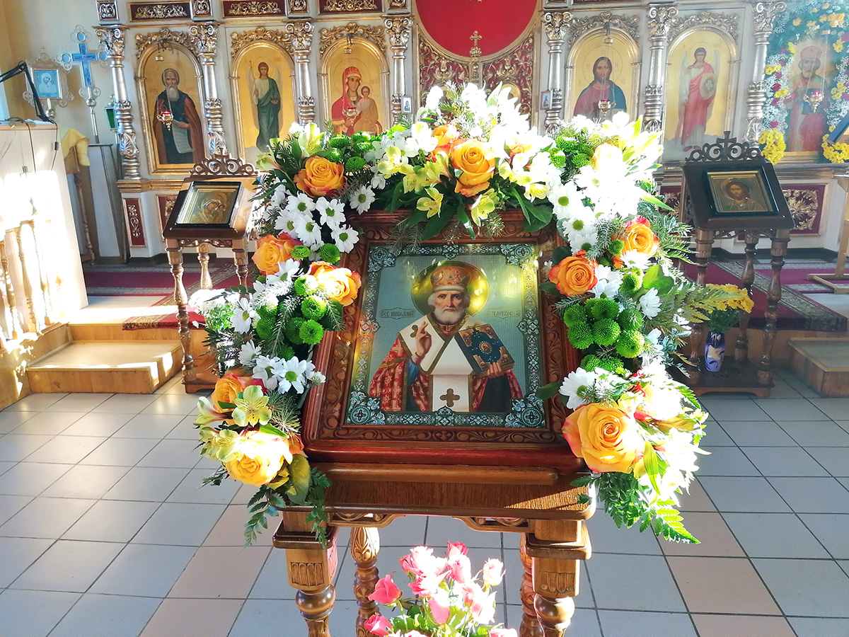 Всенощное бдение в канун престольного праздника святителя Николая Чудотворца