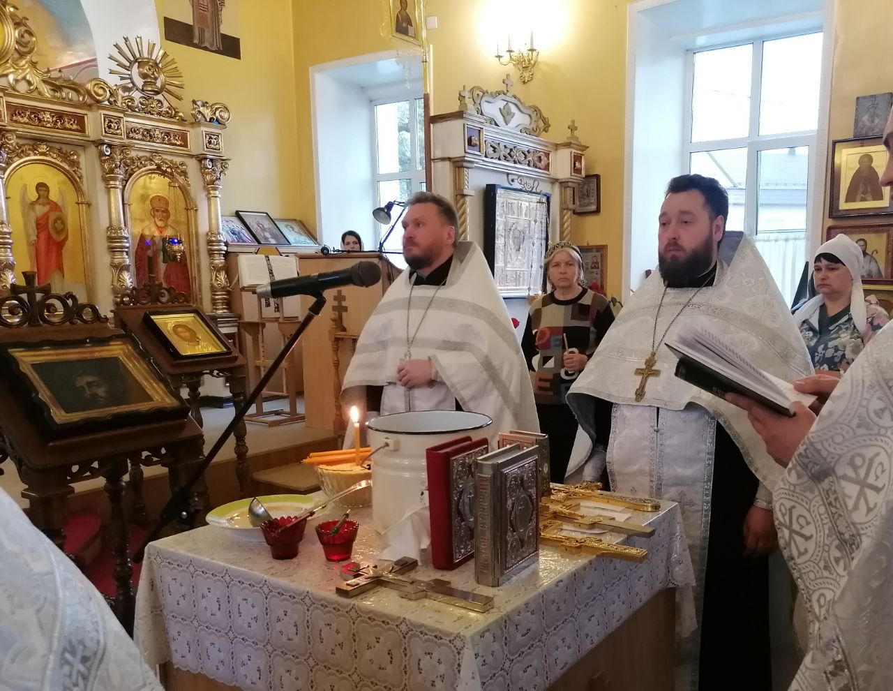 Протоиерей Александр Филиппов совершил Таинство Соборования
