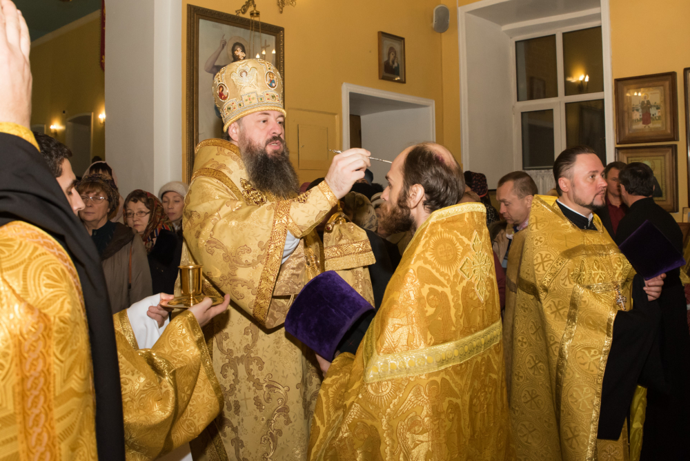 В канун престольного праздника митрополит Серафим совершил всенощное бдение в нашем храме