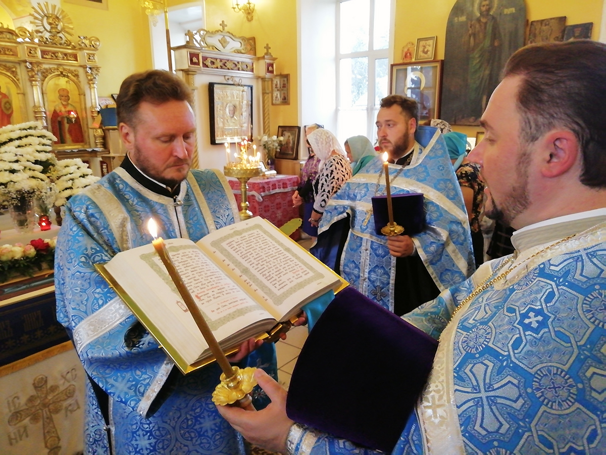 Всенощное бдение в канун Успения Песвятой Богородицы