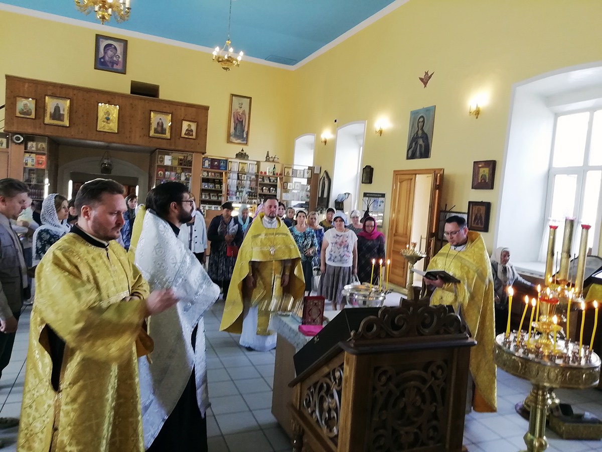 Празднование Владимирской иконе Божией Матери