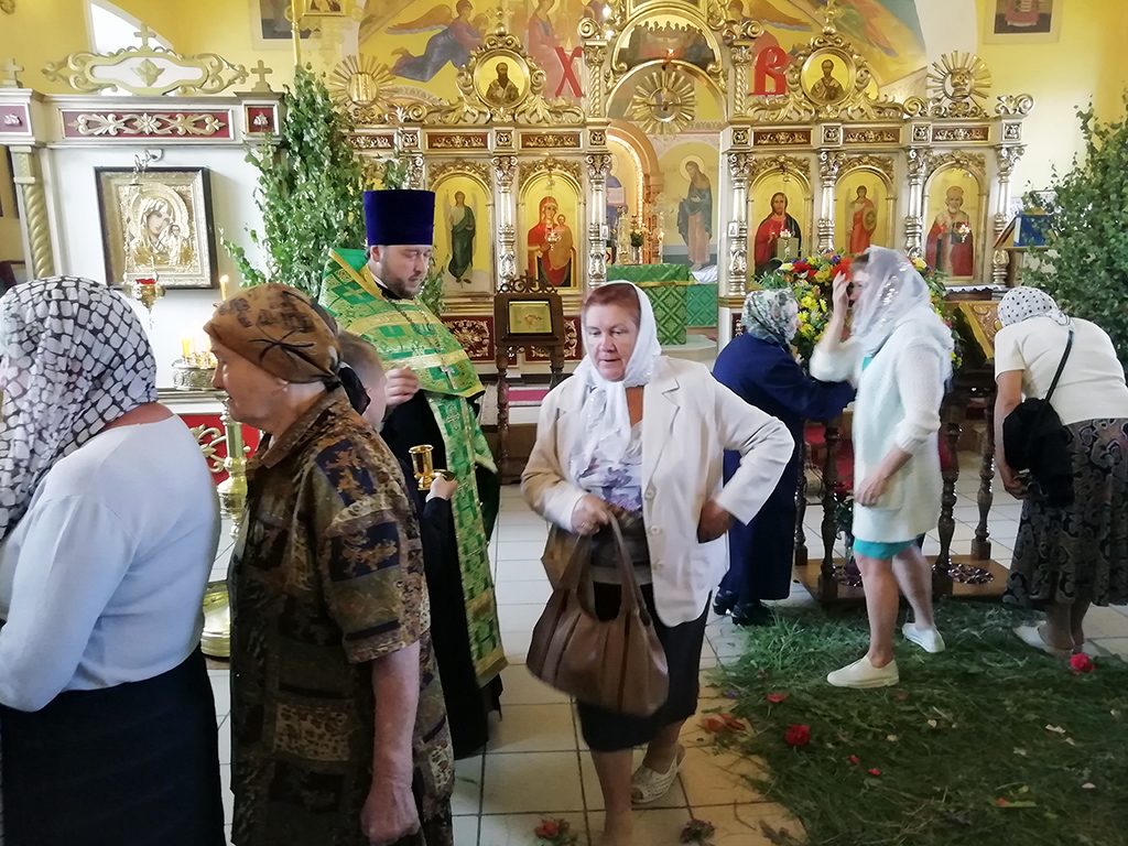 Всенощное бдение в канун праздника Троицы