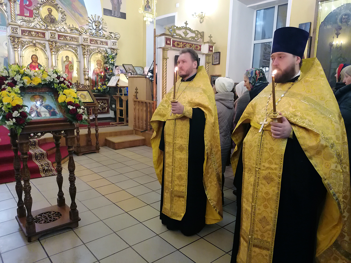 Всенощное бдение в канун престольного праздника