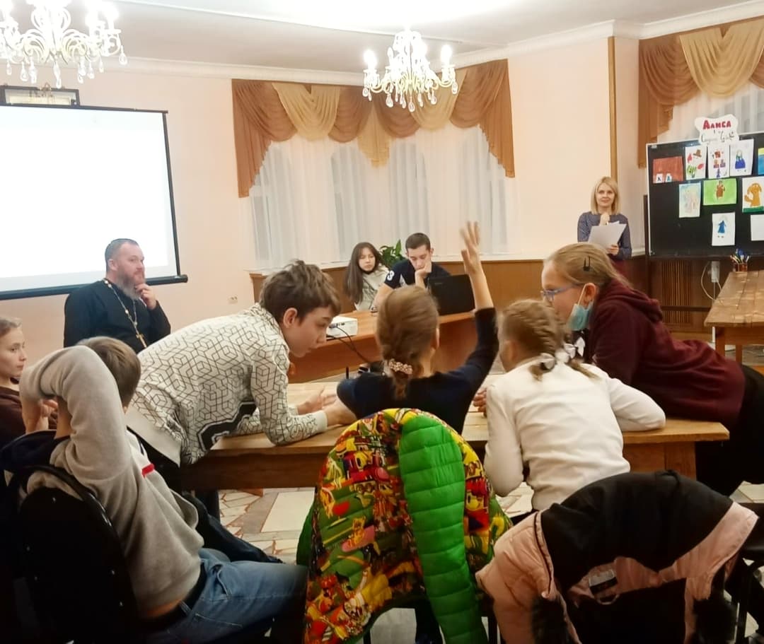 Команда от нашего храма победила в викторине для воспитанников воскресных школ г. Пензы 