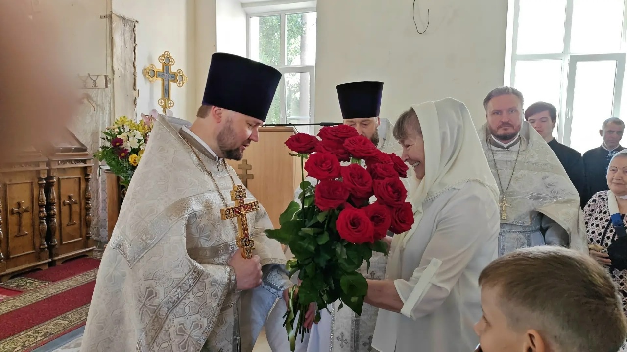Поздравление с Днём рождения настоятеля протоиерея Александра Филиппова