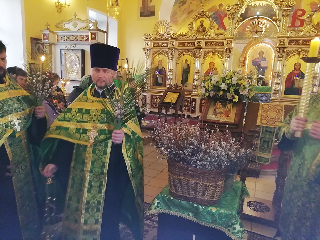Всенощное бдение в канун праздника Входа Господня в Иерусалим