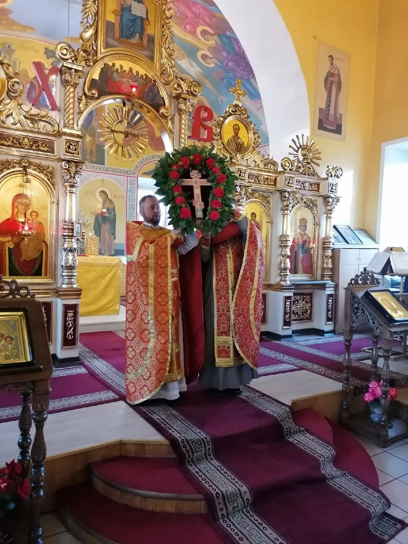 Всенощное бдение в канун праздника Происхождение Честных Древ Животворящего Креста Господня