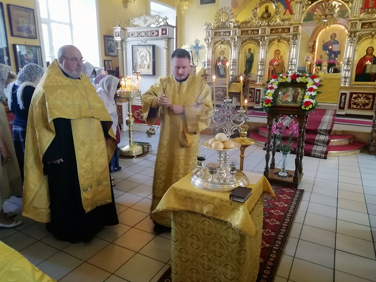 Всенощное бдение в канун дня памяти первоверховных апостолов Петра и Павла