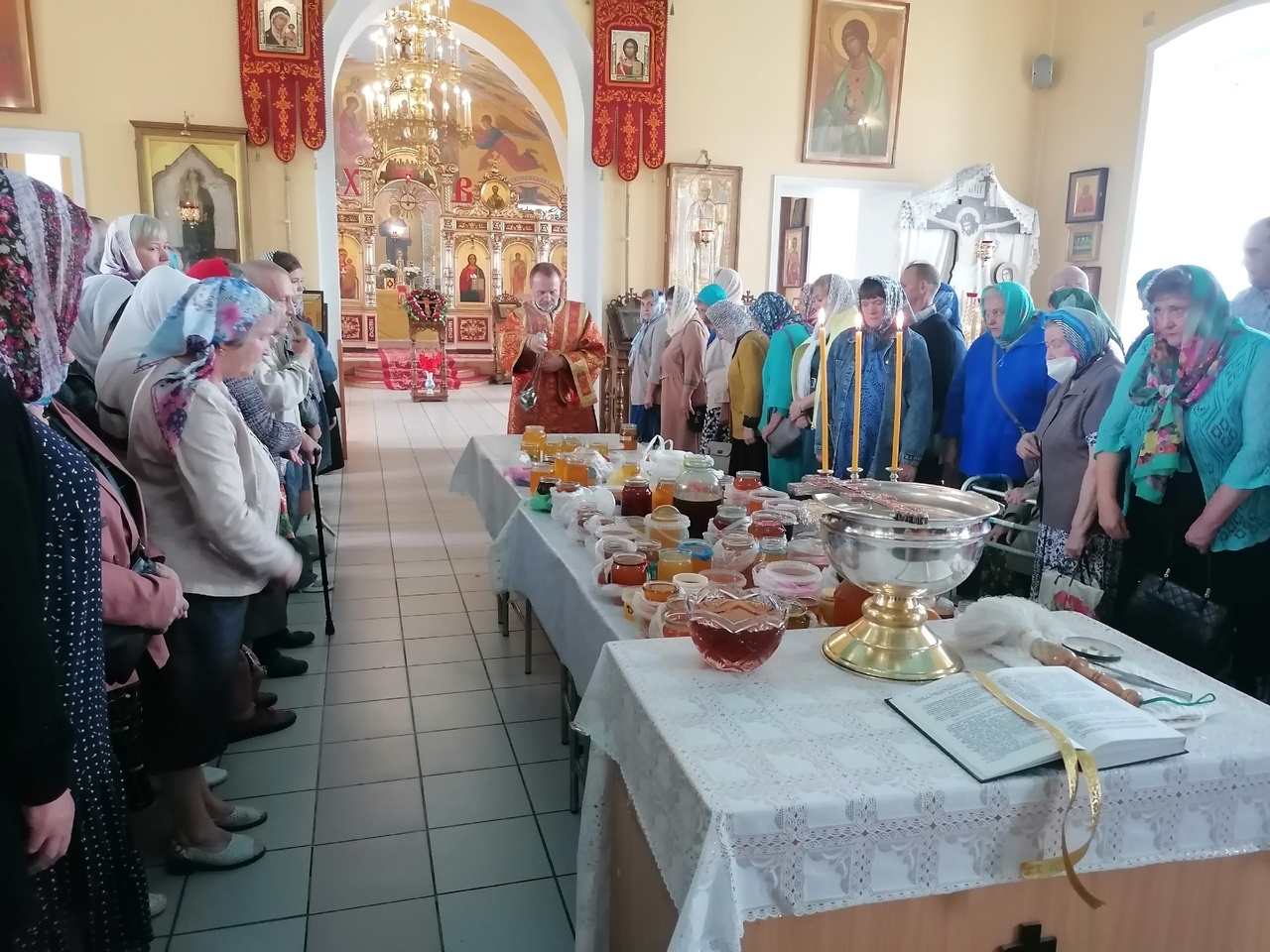 Празднование Происхождение Честных Древ Животворящего Креста Господня