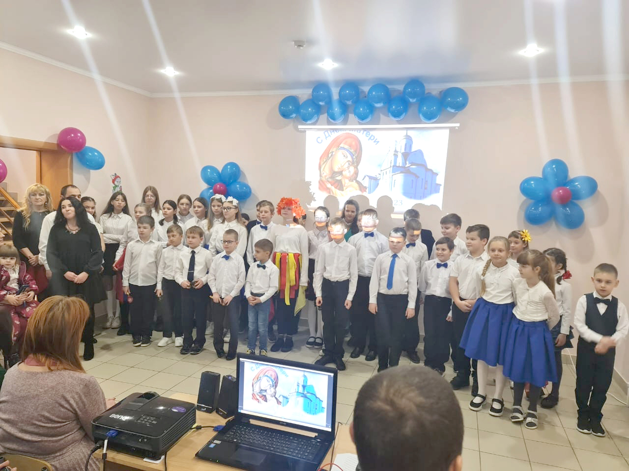 День матери в Никольском храме