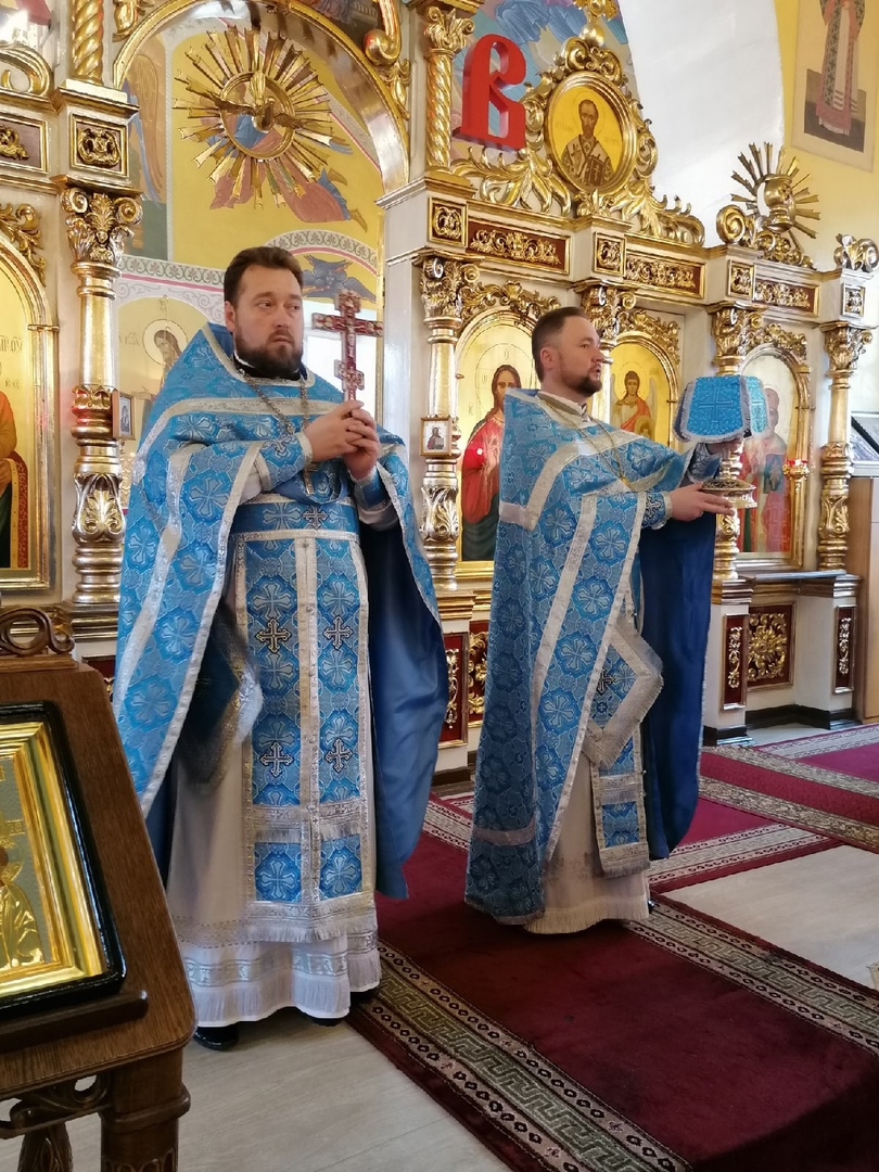 Празднование Казанской иконы Божией Матери