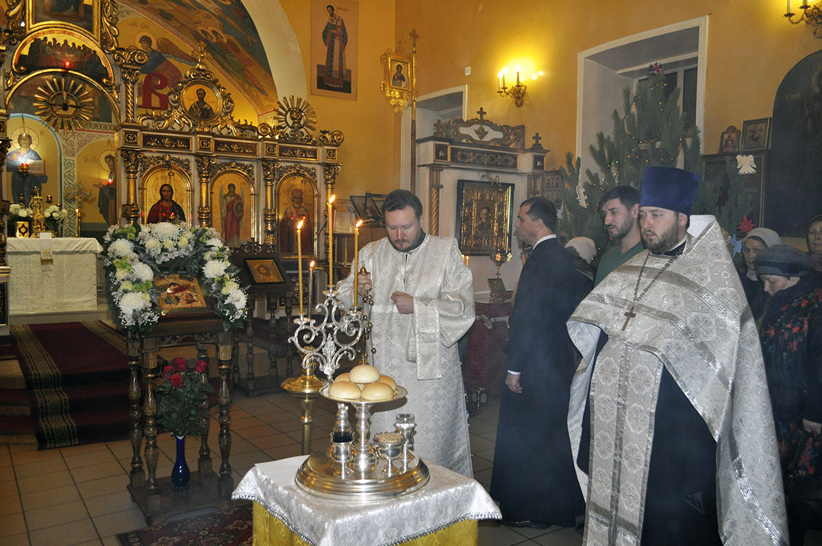 Всенощное бдение в канун Рождества Христова