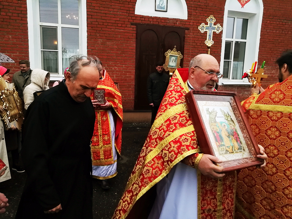 В четверг Светлой седмицы в нашем храме совершалась Божественная литургия