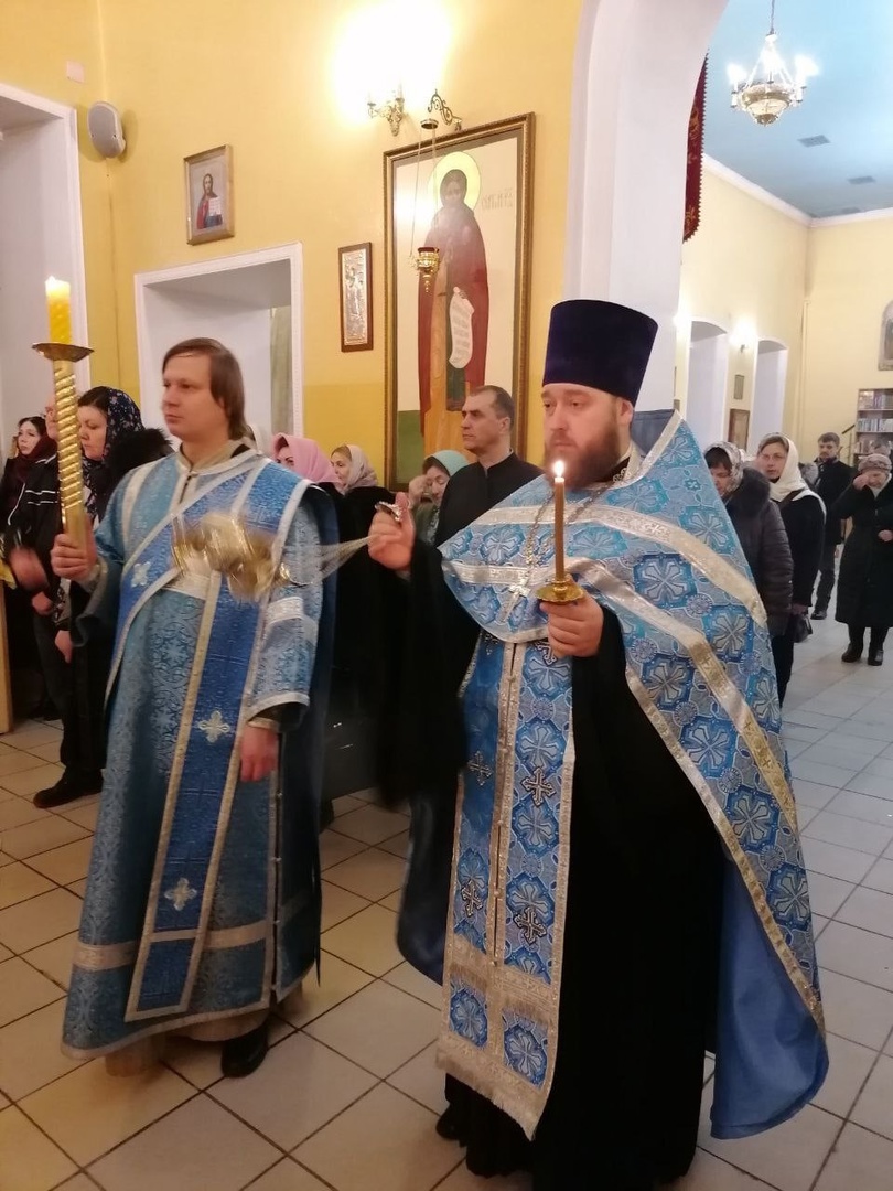 Всенощное бдение в канун праздника Сретение Господне