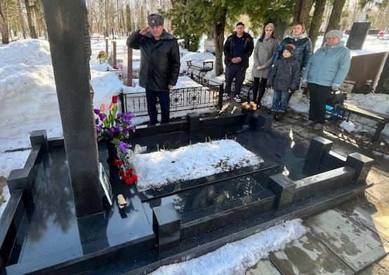 Протоиерей Антоний Шварёв совершил панихиду в день памяти Героя России Александра Сергеева