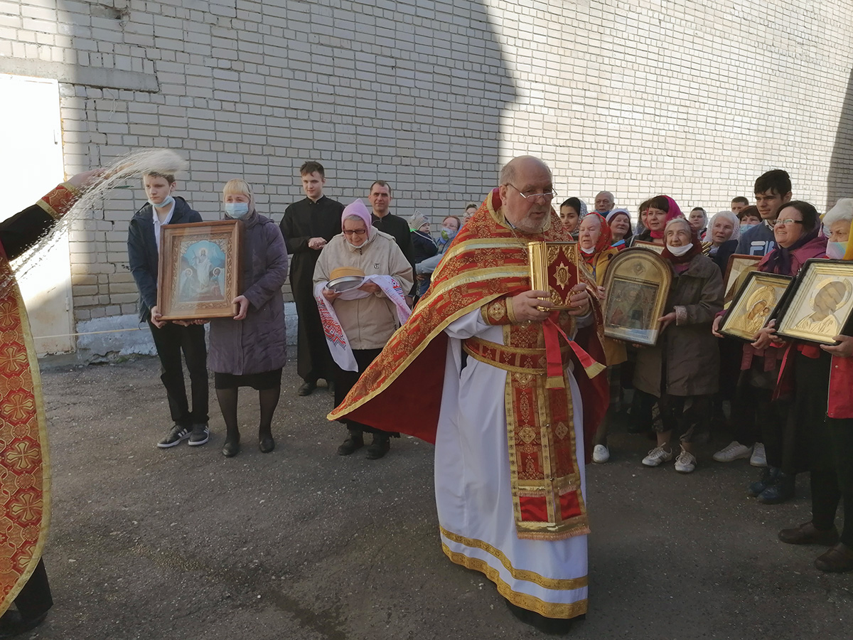 Литургия в четверг Светлой седмицы