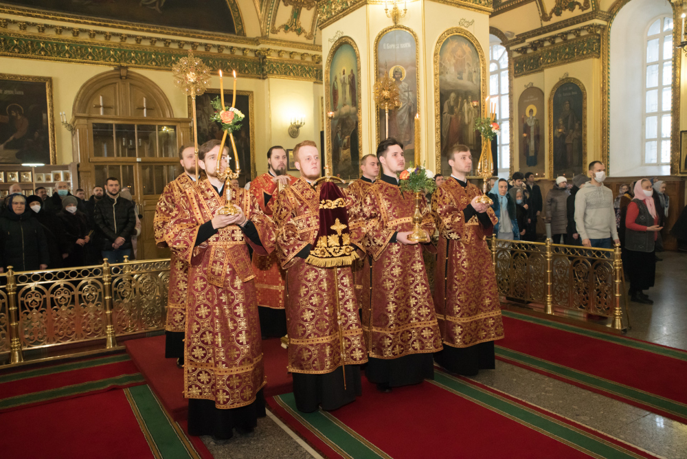 В праздник Собора новомучеников и исповедников Церкви Русской митрополит Серафим принял поздравления с днем Ангела