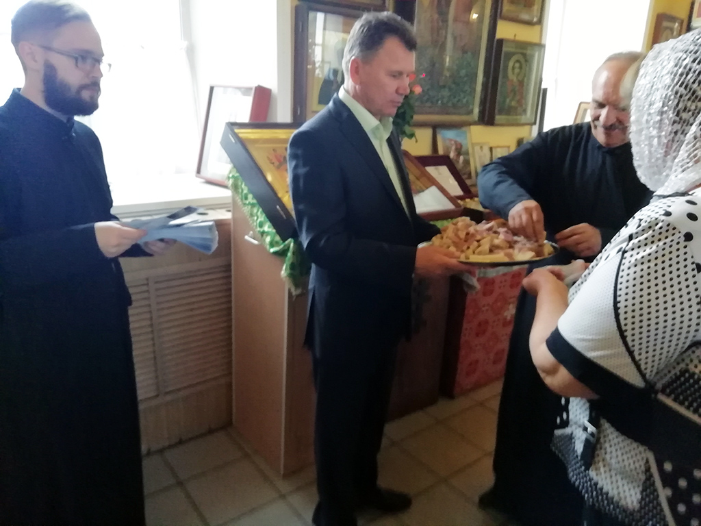 Всенощное бдение в канун праздника Троицы