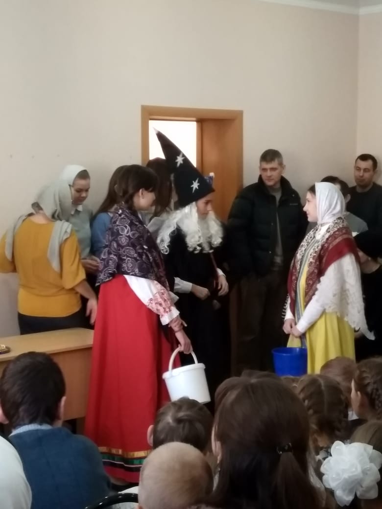 Рождественский утренник в воскресной школе "Азбука веры" 