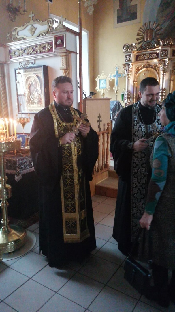 В Прощеное воскресенье протоиерей Александр Филиппов совершил вечерню с чином прощения