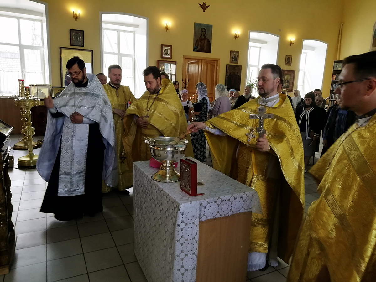 Празднование Владимирской иконе Божией Матери