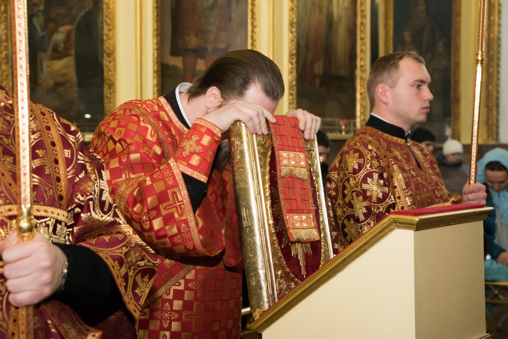 В праздник Собора новомучеников и исповедников Церкви Русской митрополит Серафим принял поздравления с днем Ангела