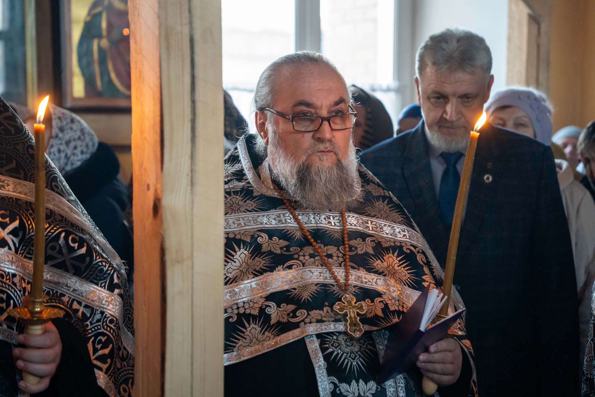 Митрополит Серафим совершил чин Пассии в нашем храме   