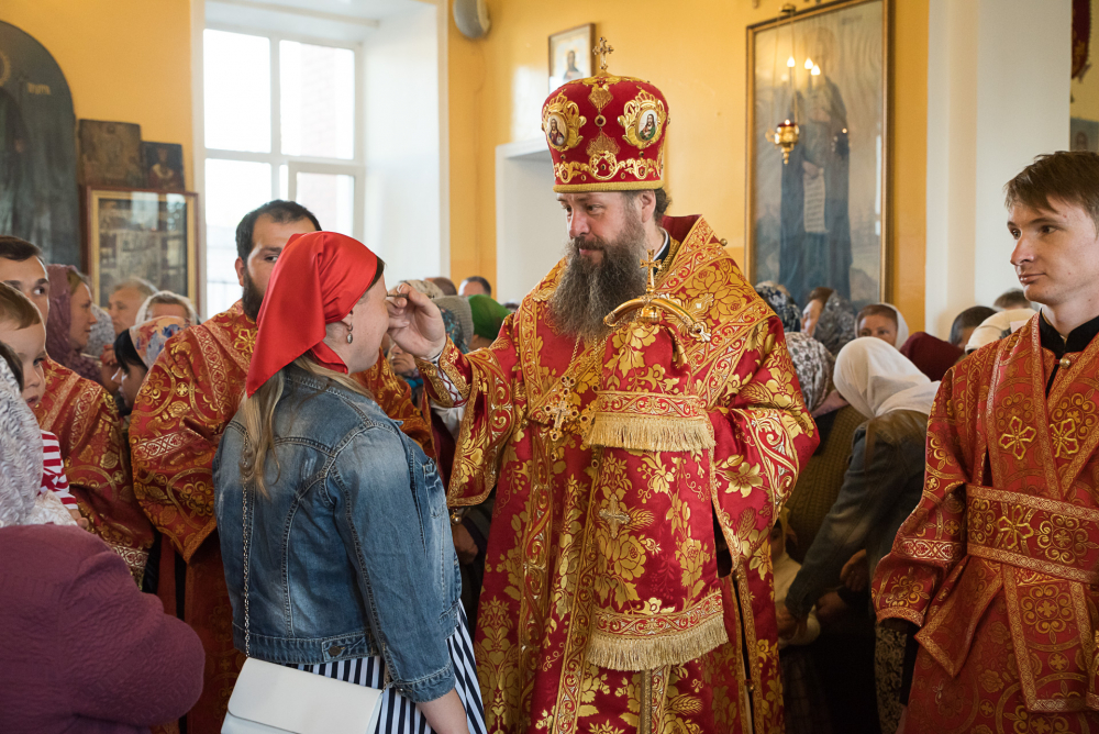 Митрополит Серафим совершил всенощное бдение в нашем храме