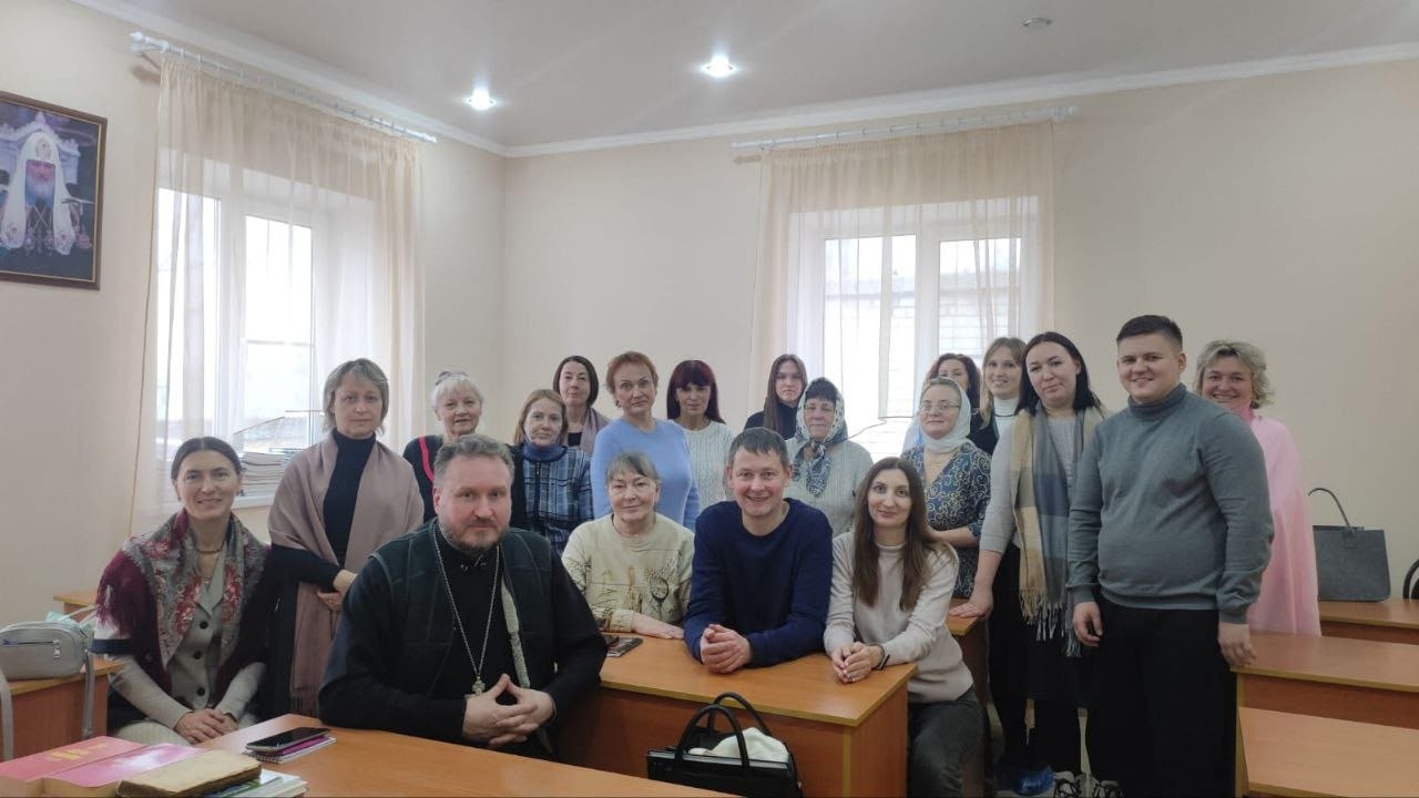Работа "Библейского общества Никольского храма" 