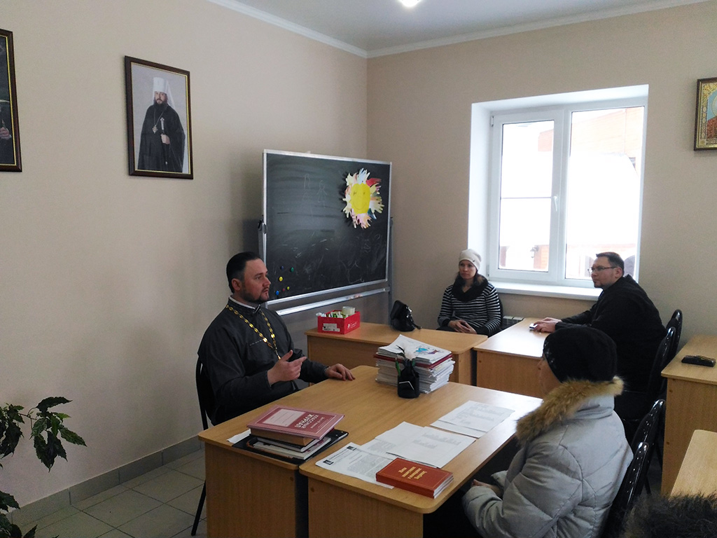 Заседание собрания духовенства Никольского храма